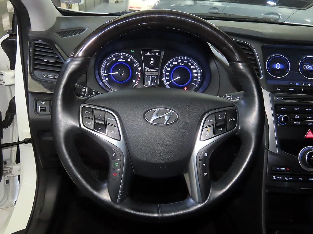 Hyundai Grandeur — photo 08