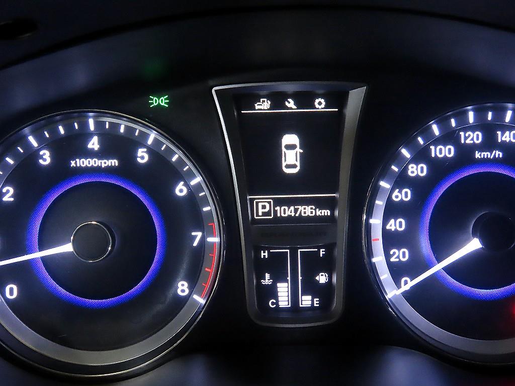 Hyundai Grandeur — photo 09