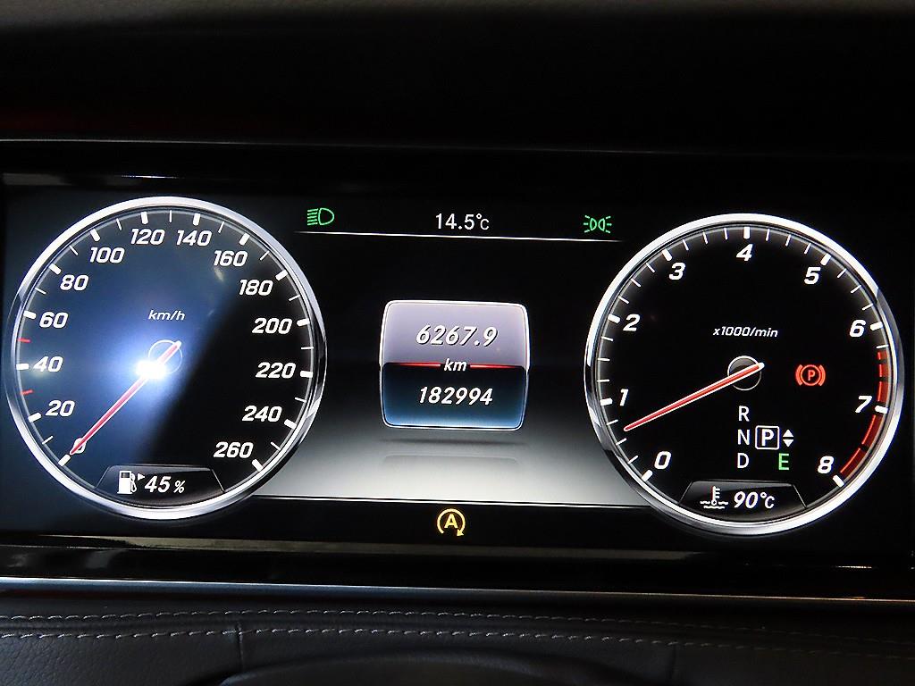 Mercedes-Benz S-Class — photo 09