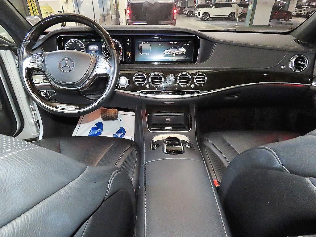 Mercedes-Benz S-Class — photo 10