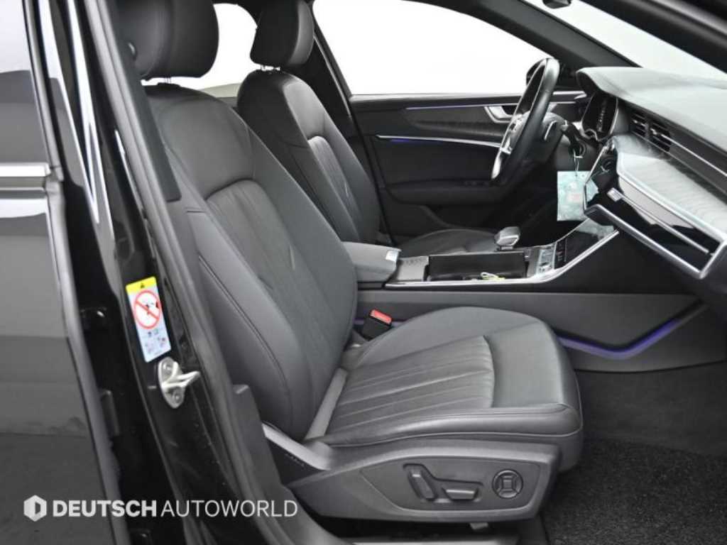 Audi A6 — photo 10