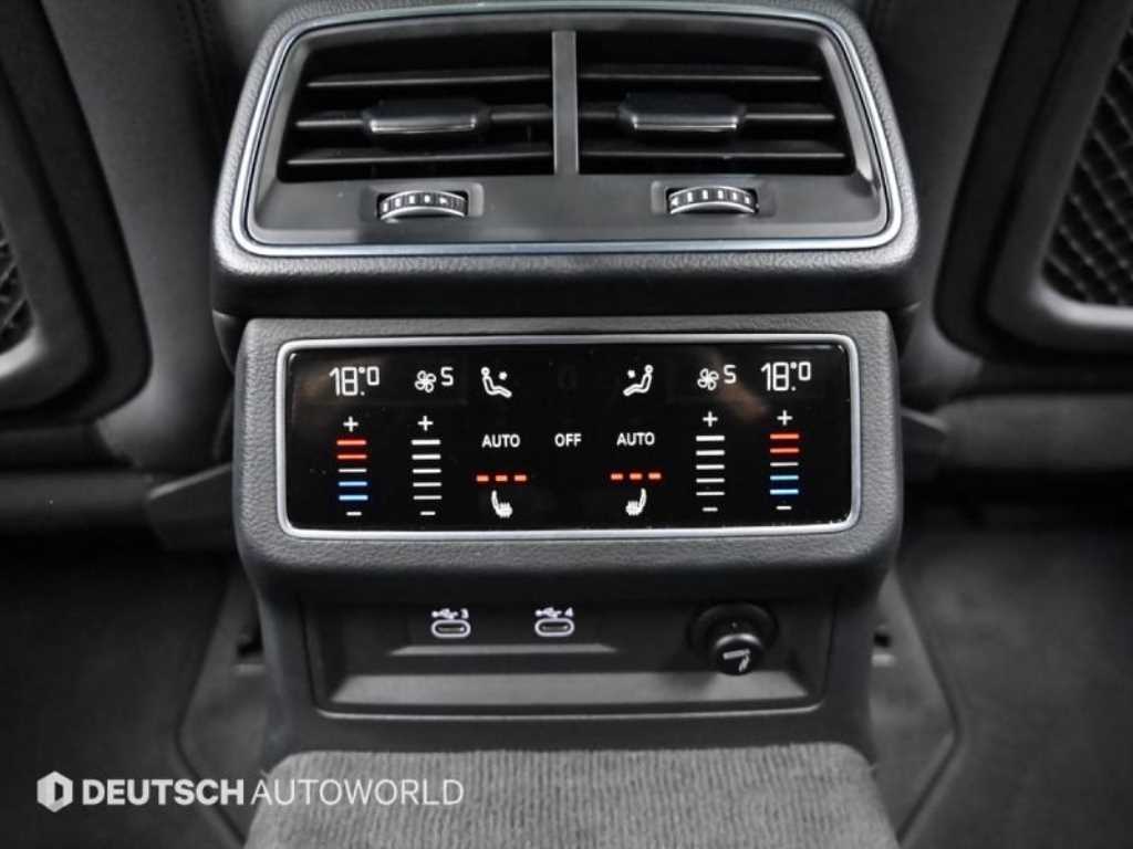 Audi A6 — photo 16