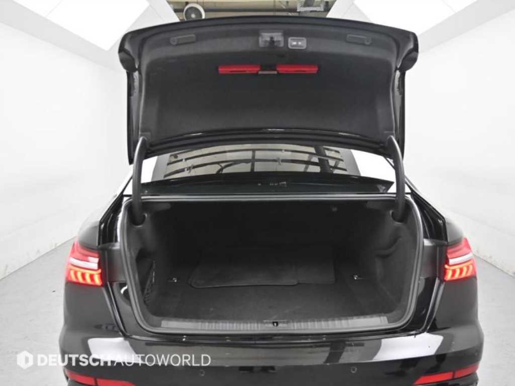 Audi A6 — photo 19