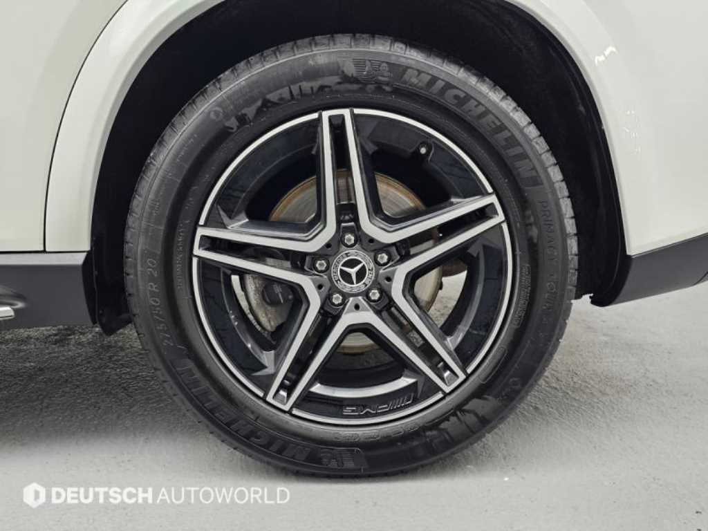 Mercedes-Benz GLE-Class — photo 05
