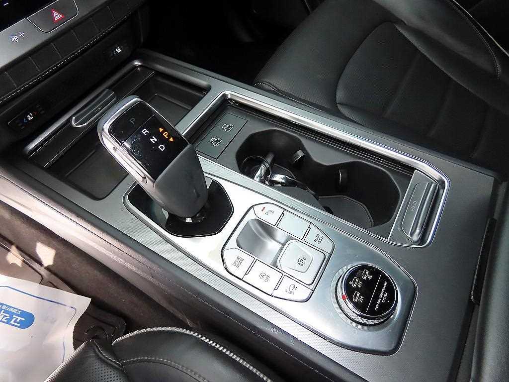 KGM Rexton — photo 10