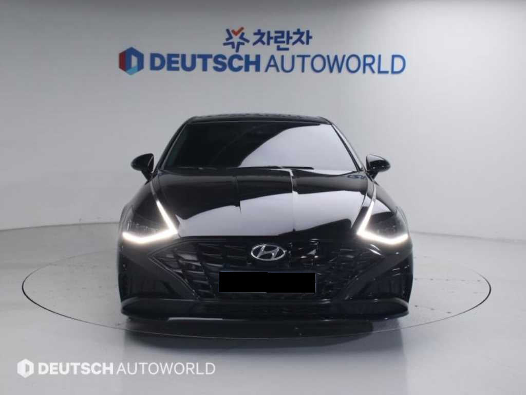 Hyundai Sonata — photo 03