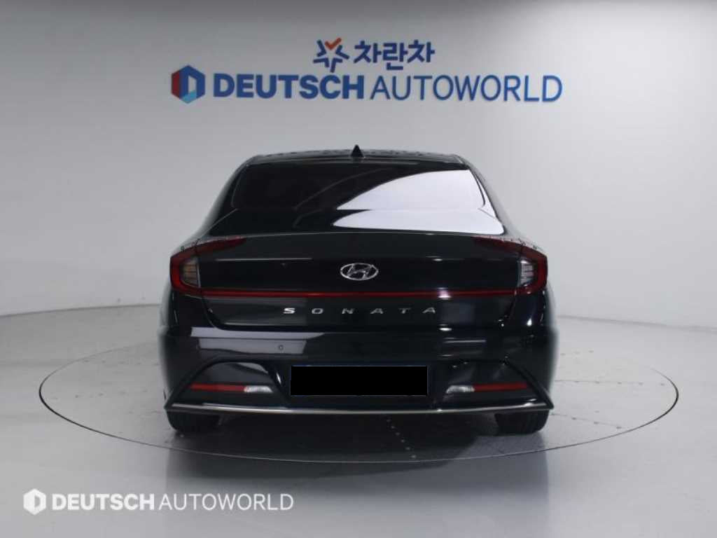 Hyundai Sonata — photo 04