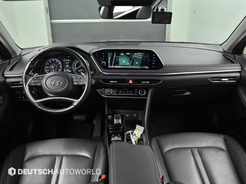 Hyundai Sonata — photo 07