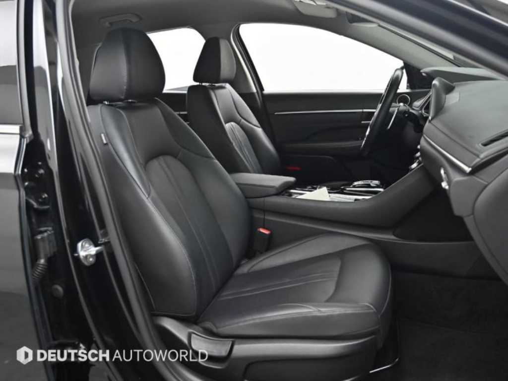 Hyundai Sonata — photo 10