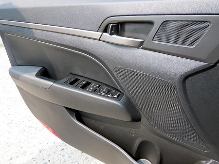 Hyundai Avante — photo 11