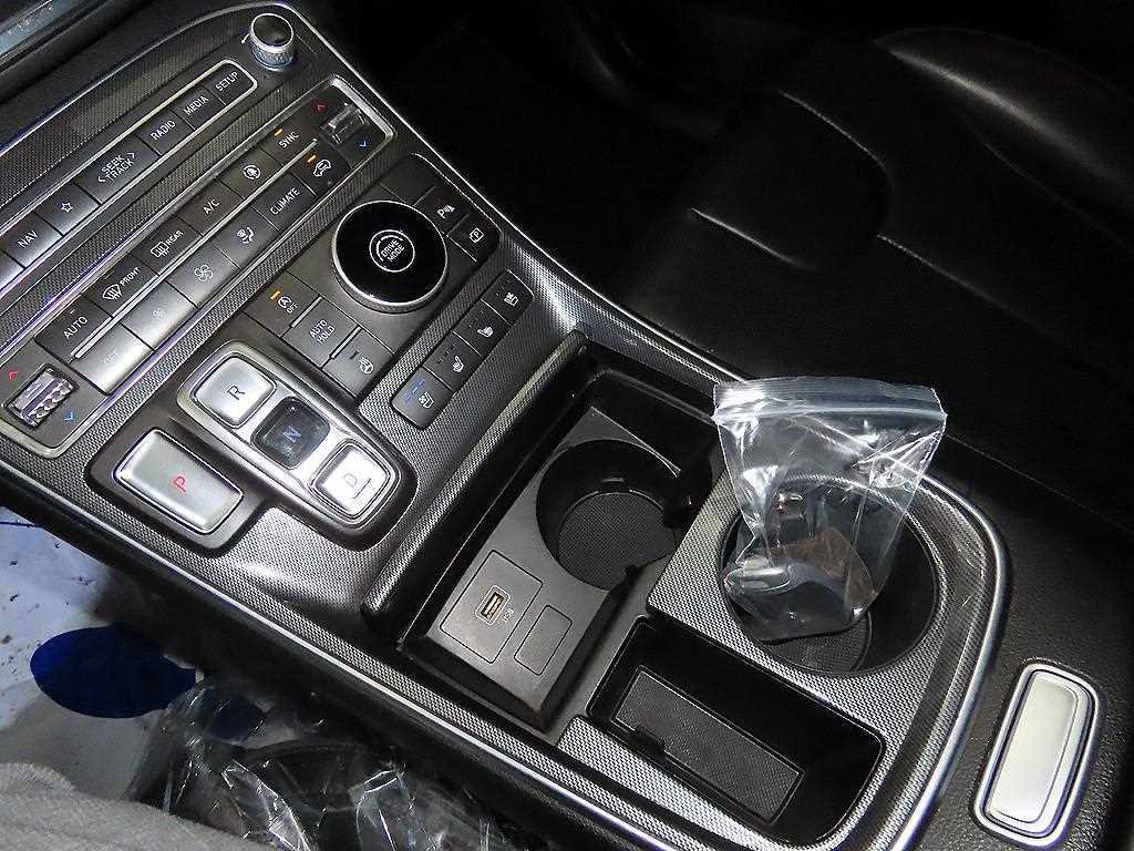 Hyundai Santafe — photo 12