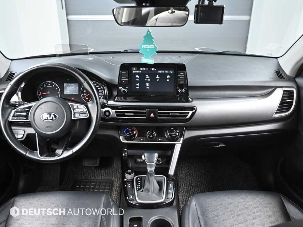 Kia Seltos — photo 07