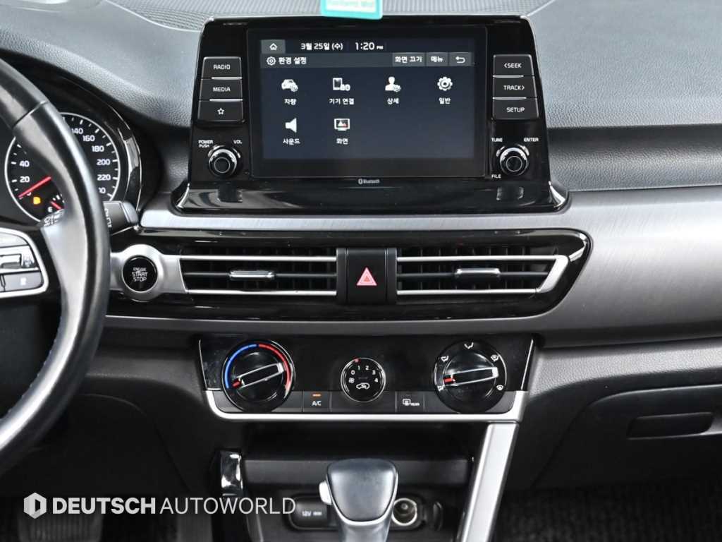Kia Seltos — photo 14