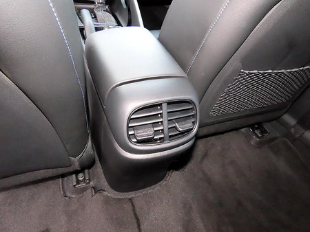 Hyundai Avante — photo 18