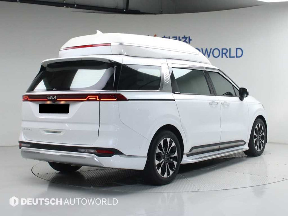 Kia Carnival — photo 02