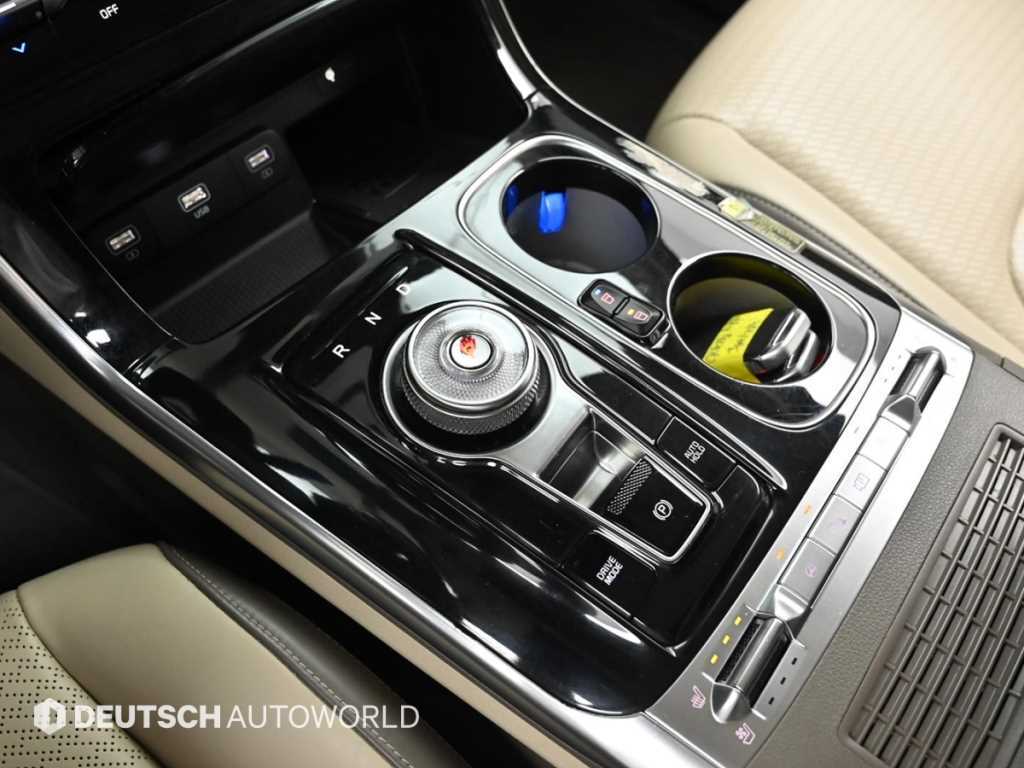 Kia Carnival — photo 09