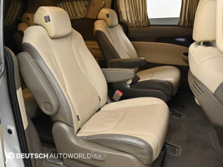 Kia Carnival — photo 12