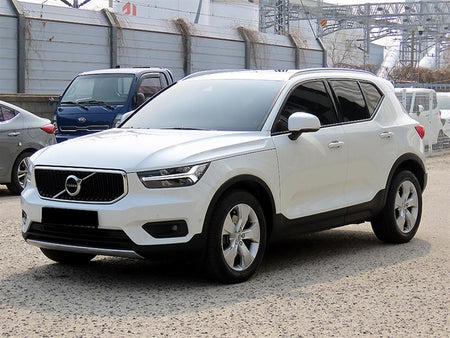Volvo XC40 — photo 02