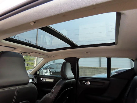 Volvo XC40 — photo 16