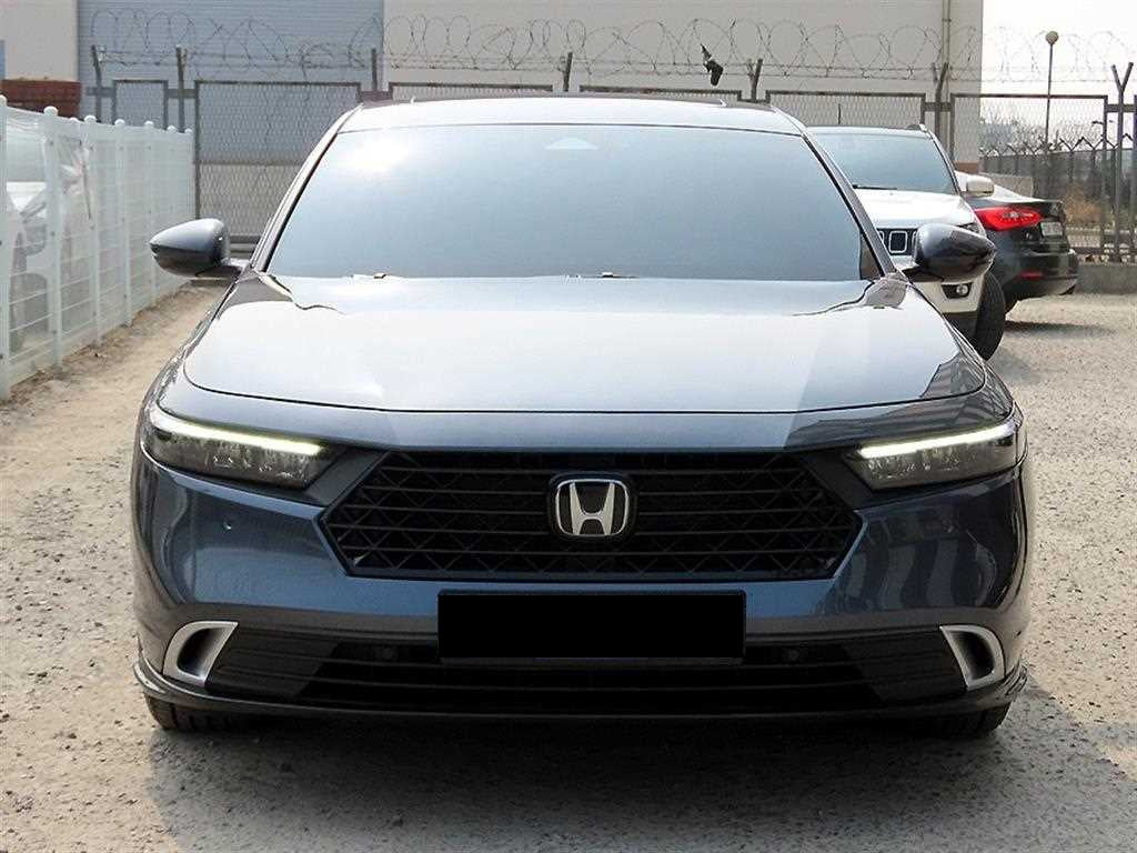 Honda Accord — photo 02