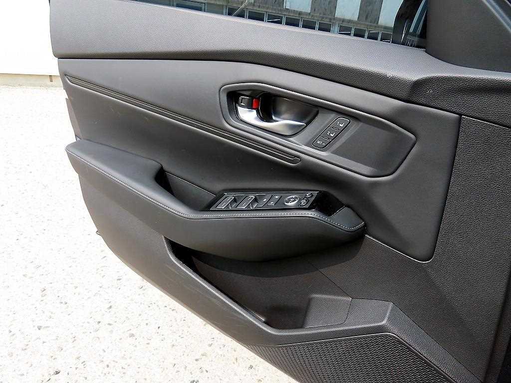 Honda Accord — photo 12