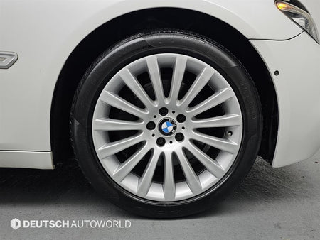 BMW 7-Series — photo 05