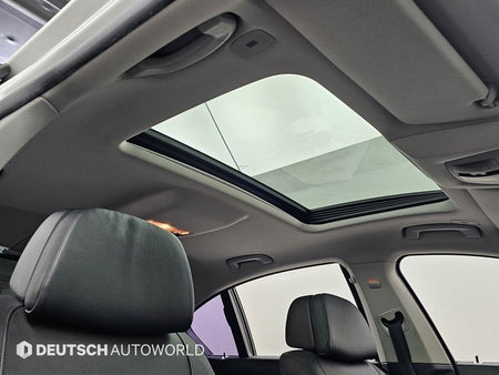 BMW 7-Series — photo 18