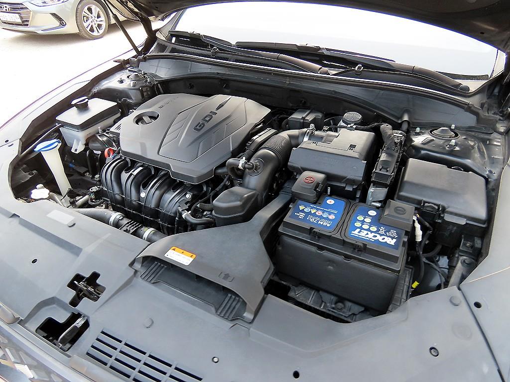 Hyundai Grandeur — photo 19