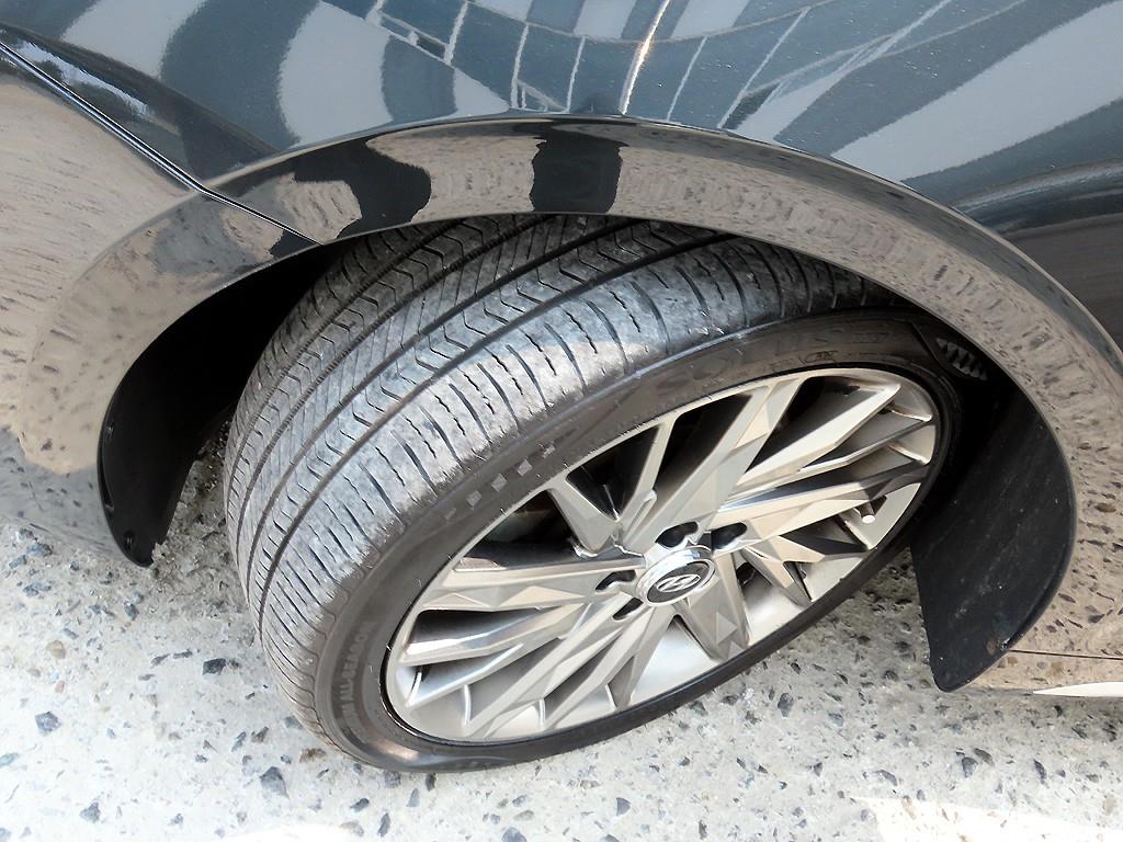 Hyundai Grandeur — photo 20