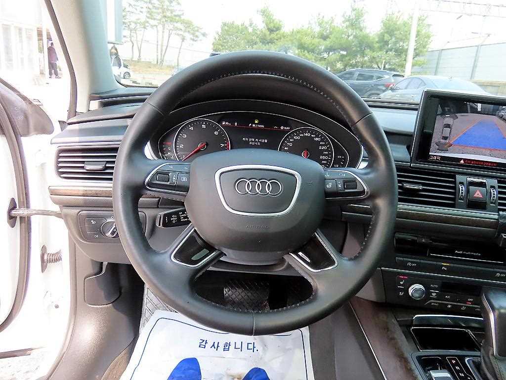Audi A6 — photo 08