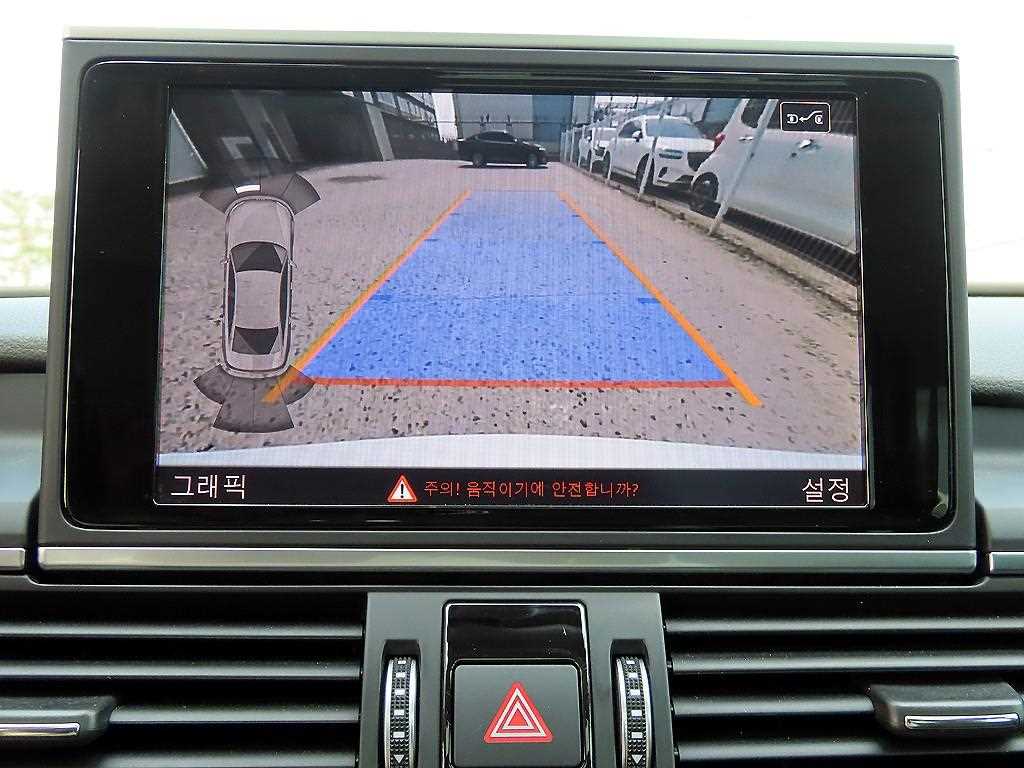 Audi A6 — photo 13