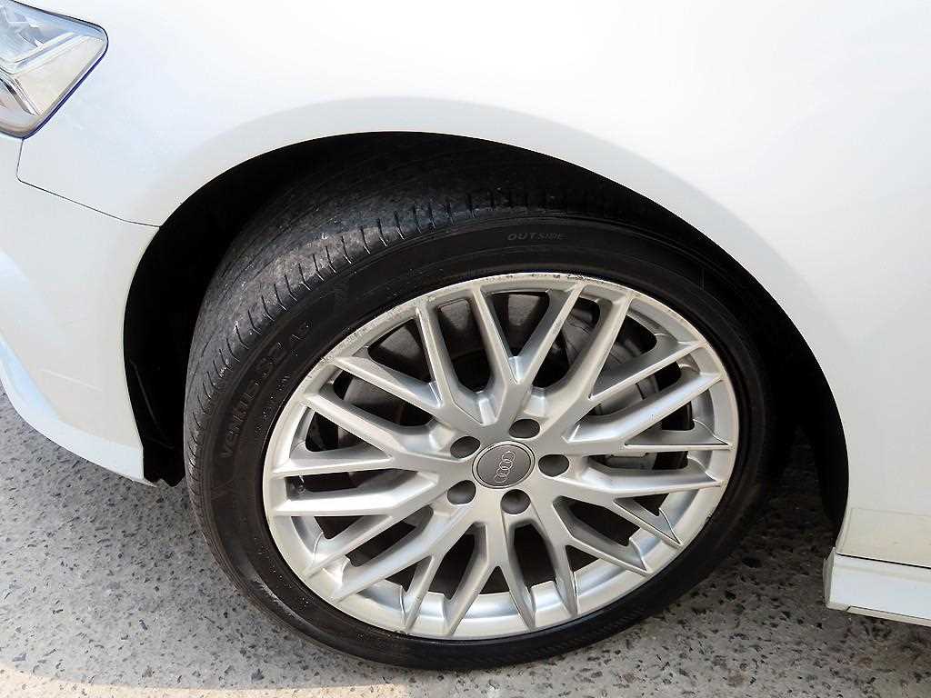 Audi A6 — photo 20