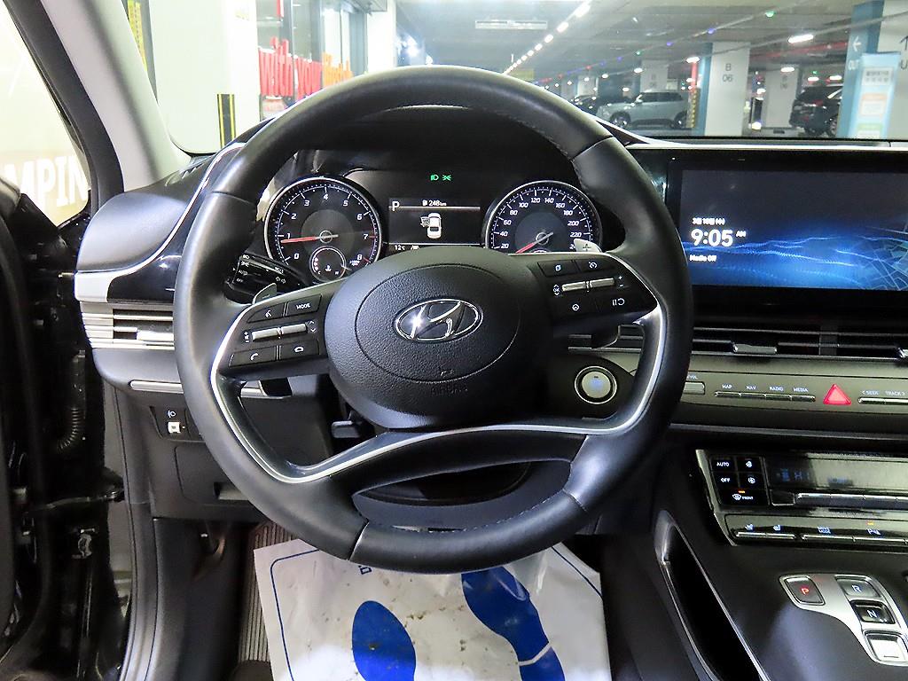 Hyundai Grandeur — photo 08