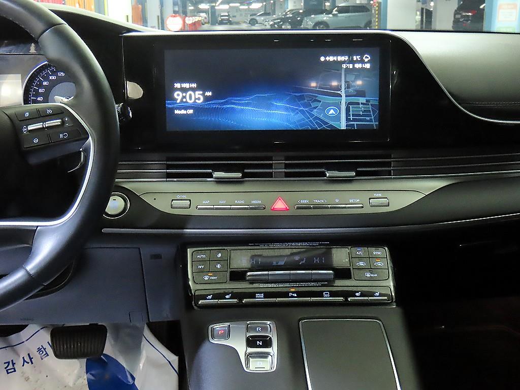 Hyundai Grandeur — photo 11