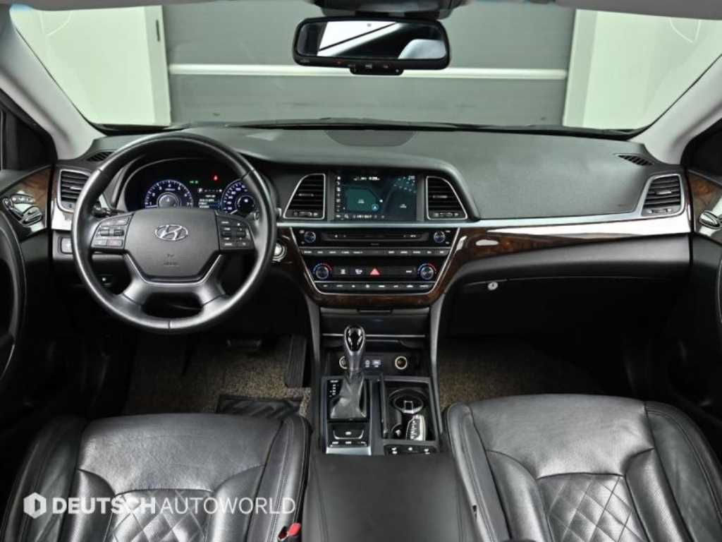 Hyundai Aslan — photo 07