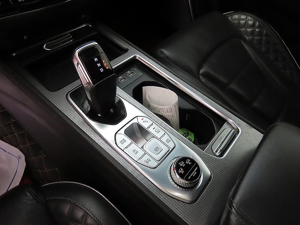 KGM Rexton — photo 10