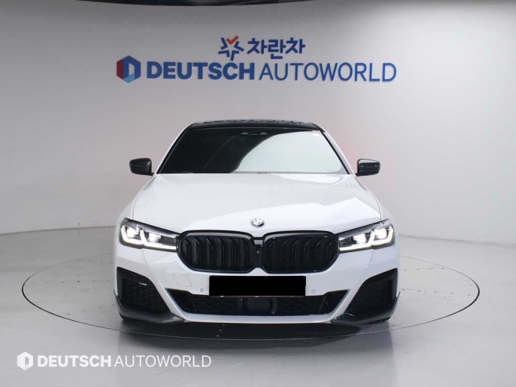 BMW 5-Series — photo 03