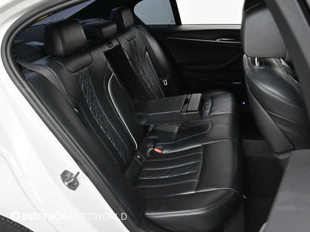 BMW 5-Series — photo 12