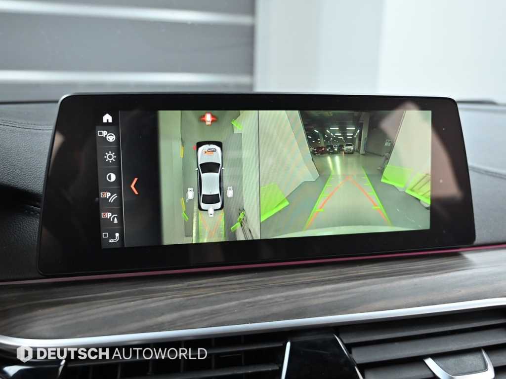 BMW 5-Series — photo 15