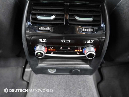 BMW 5-Series — photo 16