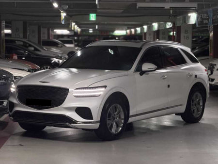 Genesis GV70 — photo 01