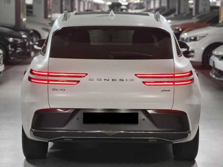 Genesis GV70 — photo 04