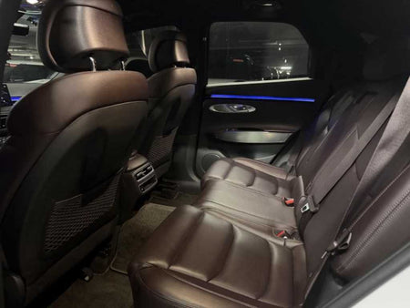 Genesis GV70 — photo 10