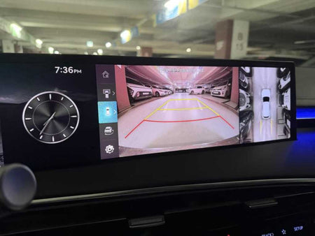 Genesis GV70 — photo 16
