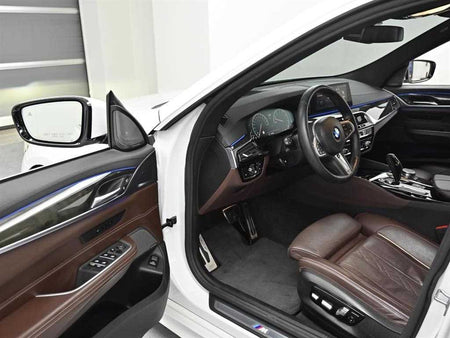 BMW Gran Turismo — photo 11