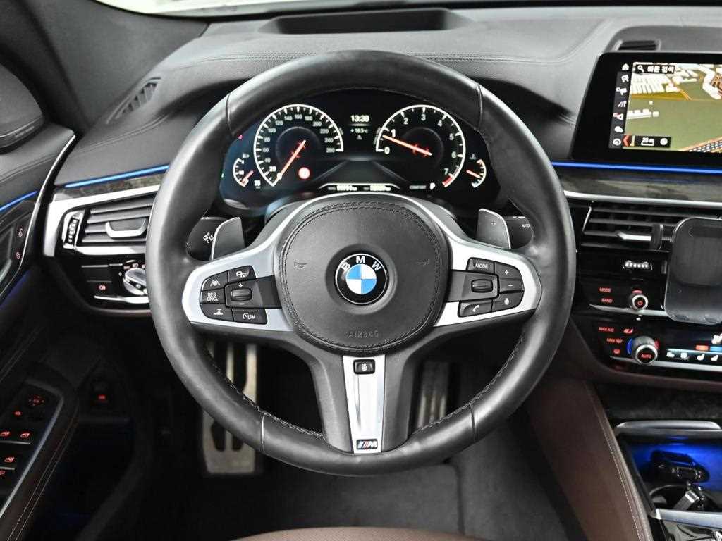 BMW Gran Turismo — photo 13