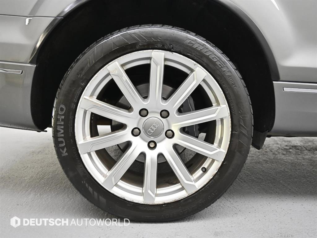 Audi Q7 — photo 04