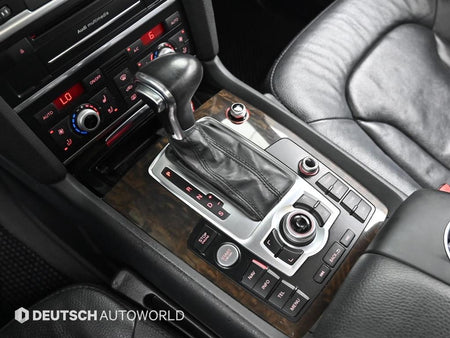 Audi Q7 — photo 08