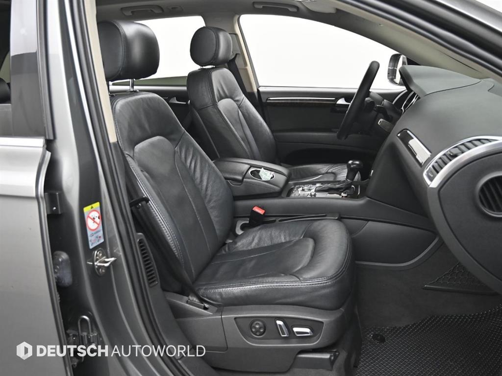 Audi Q7 — photo 09