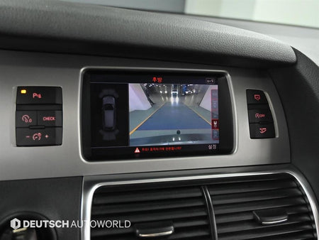 Audi Q7 — photo 14
